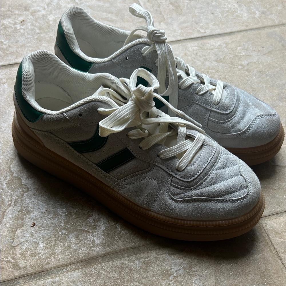 Steve Madden White and Green Athletic Shoes